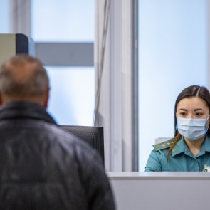 Режим повышенной готовности введен на всей территории России из-за коронавируса