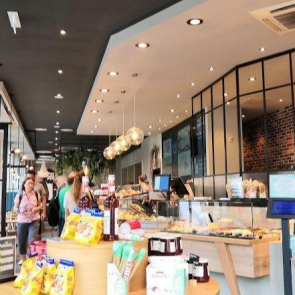 Краевое правительство рекомендовало фуд-кортам, спортзалам и кинотеатрам закрыться