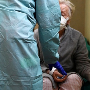 В России зафиксировали 771 новый случай заражения коронавирусом