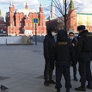 Оценено влияние коронавируса на доходы россиян