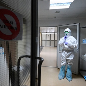 Число новых случаев заражения коронавирусом в России превысило 2500