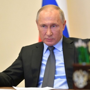 Путин пригрозил уголовкой чиновникам, которые не успеют подготовиться к пику эпидемии