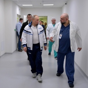 Главврач больницы в Коммунарке вылечился от коронавируса