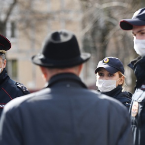 В российском регионе объявили бессрочные ограничения из-за коронавируса