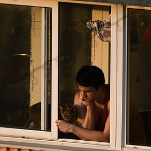 Россияне назвали комфортную для пребывания в самоизоляции сумму денег