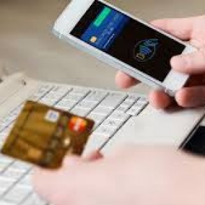 «Начал угрожать и материться»: в Красноярском крае женщина по телефону вычислила афериста