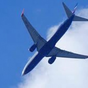 «Аэрофлот» приостановил продажу заграничных билетов на лето этого года