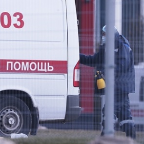 Число случаев заражения коронавирусом в России увеличилось почти втрое за неделю