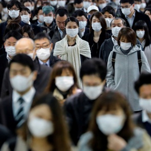 Коронавирус стал еще опасней из-за мутаций