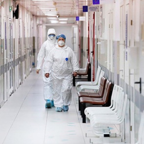 Назван срок окончания эпидемии коронавируса в России