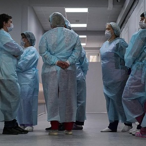 Владимир Путин освободил от НДФЛ выплаты лечащим коронавирус врачам