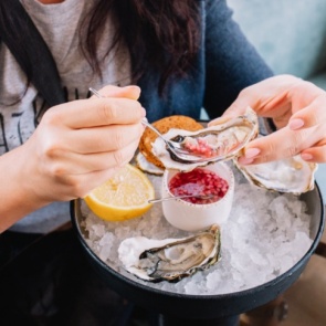 Забудьте о мясе и шоколаде: 8 продуктов, которые убивают иммунитет