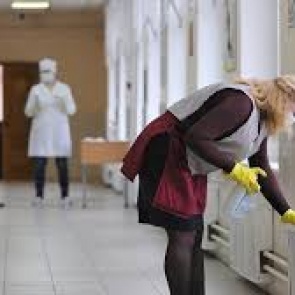 Роспотребнадзор предложил новый режим работы школ из-за сохранения угрозы распространения коронавируса