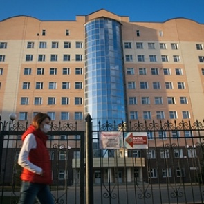 Российский главврач уволилась после вспышки коронавируса в больнице