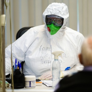 В России четвертый день подряд выявили менее 10 тысяч новых случаев COVID-19