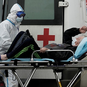 Названа группа людей с повышенным риском смерти от коронавируса