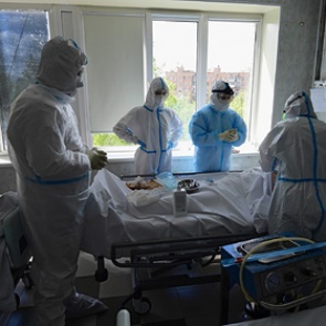 Минздрав впервые назвал число умерших от коронавируса врачей