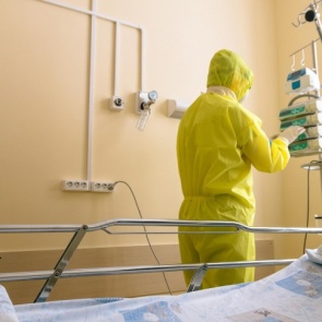 В список жертв коронавируса предложили добавить умерших от других причин