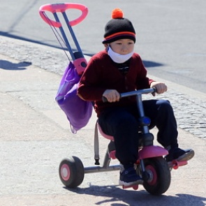 Десять миллионов российских семей получат выплаты на детей 1 июня