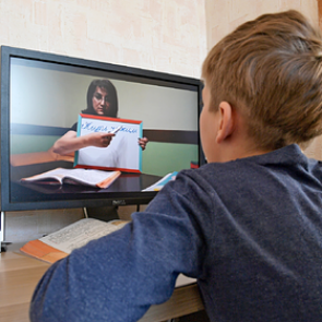 Российским учителям предсказали рост доходов из-за коронавируса