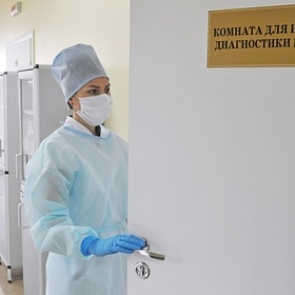 На ВИЧ-инфицированную россиянку завели дело за секс с тремя мужчинами