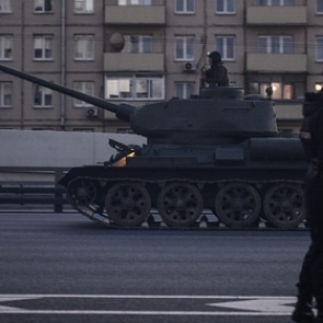 В 13 российских городах парад Победы отменили из-за коронавируса