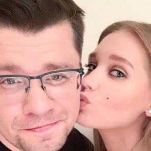 Развод Харламова и Асмус оказался розыгрышем