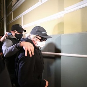 Адвокат заявил о готовности Ефремова усыновить детей из семьи Захарова