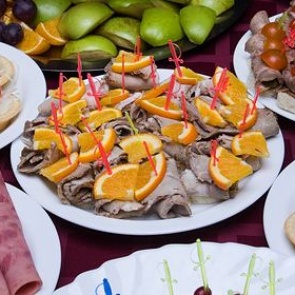 Описана новая система «шведский стол» после пандемии коронавируса