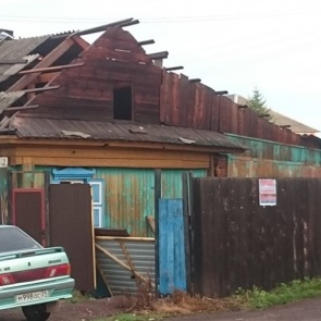 В Курагинском районе гроза оставила без электричества 11 деревень и сорвала крыши с домов