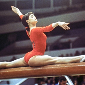 Красная королева. Самую красивую гимнастку Союза называли иконой стиля. Почему она умерла в нищете и забвении?