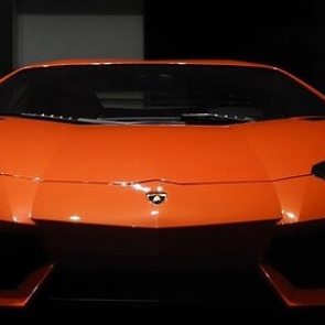 Американец попался на покупке дорогого автомобиля на выплаты по коронавирусу