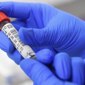 В Кемеровской области ужесточили противовирусные ограничения. Закрыли кафе и парикмахерские