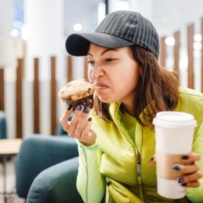 А вы в них верили! 7 мифов о полезной еде, которые испортят аппетит