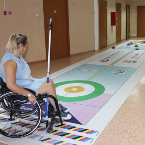 Ачинские спортсмены-адаптивники представят город на краевых соревнованиях по керлингу