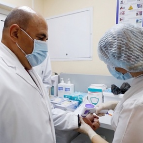 В России зафиксировано 4 993 новых случая коронавируса