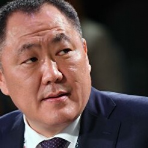 В России один человек повторно заразился коронавирусом. Диагноз главы Тувы еще под вопросом