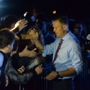 Алексея Навального вывели из комы