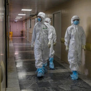 И это не потолок: в России за сутки зафиксировали больше 9 тысяч заражений коронавирусом