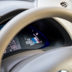 Красноярских владельцев электромобилей планируют освободить от налога на транспорт в угоду экологии