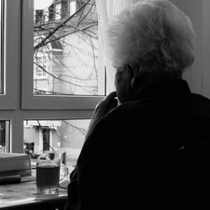 Россияне из дома престарелых пожаловались Путину на принудительную изоляцию