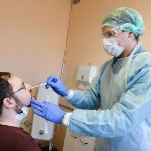 COVID-19: правила поведения при первых признаках заболеваемости