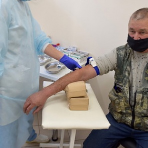 Россиянам перечислили средства для профилактики коронавируса