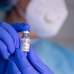 Путин назвал сроки вакцинации от COVID-19