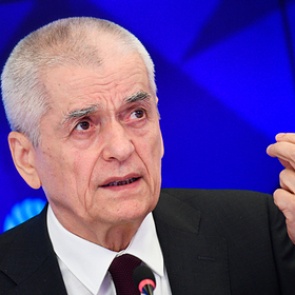 Онищенко назвал способы снизить риск заражения коронавирусом