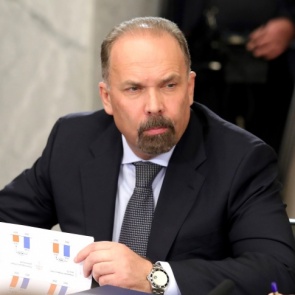 Бывшего министра ЖКХ России подозревают в хищении 700 миллионов рублей