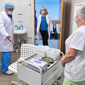 Собянин объявил о старте массовой вакцинации от коронавируса в Москве