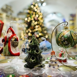 Россияне рассказали о самых желанных подарках на Новый год