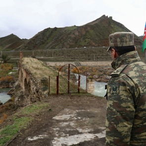 Азербайджан отменил военное положение