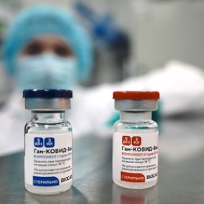 Глава центра Гамалеи раскрыл срок действия вакцины «Спутник V»